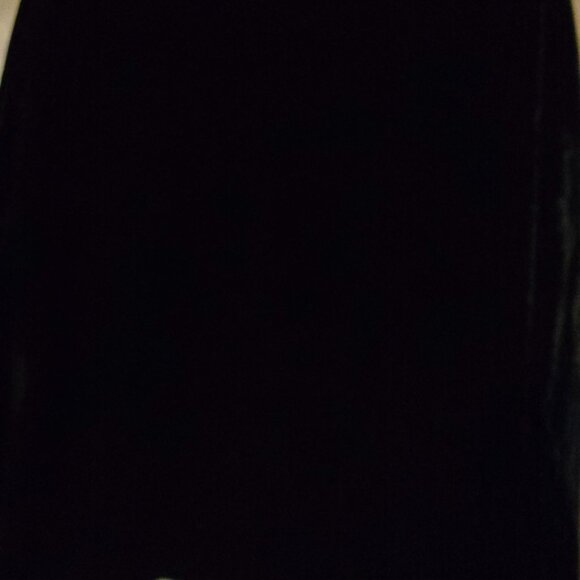 Eileen Fisher Black Velvet V-Neck Witchy Whimpsigoth Witchcore NWT Top Sz‎ M - Picture 7 of 7